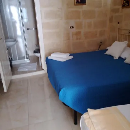 Casetta Tufo Centrale Apartment Matera